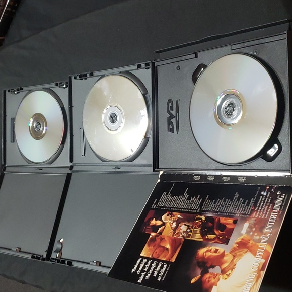 Multiple DVD's - Picture 3 of 12